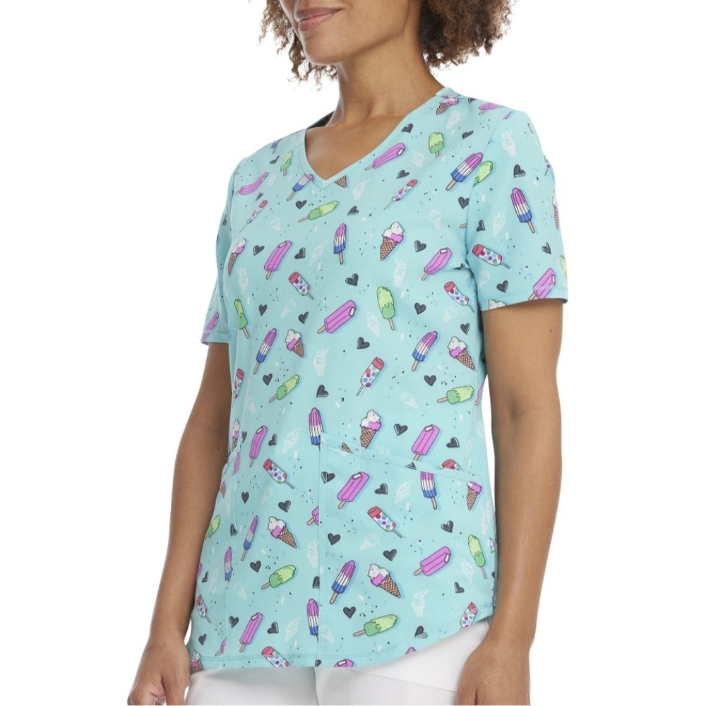 SCRUBSTAR Women's Chillin' Treats Print V-Neck Scrub Top - S